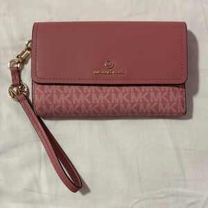 Michael Kors Rose Clutch Wristlet NWOT